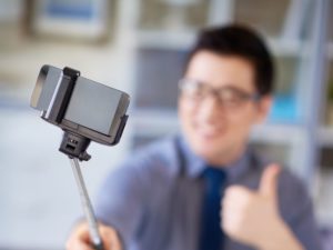 Reel ideas blog cover selfie-stick instagram